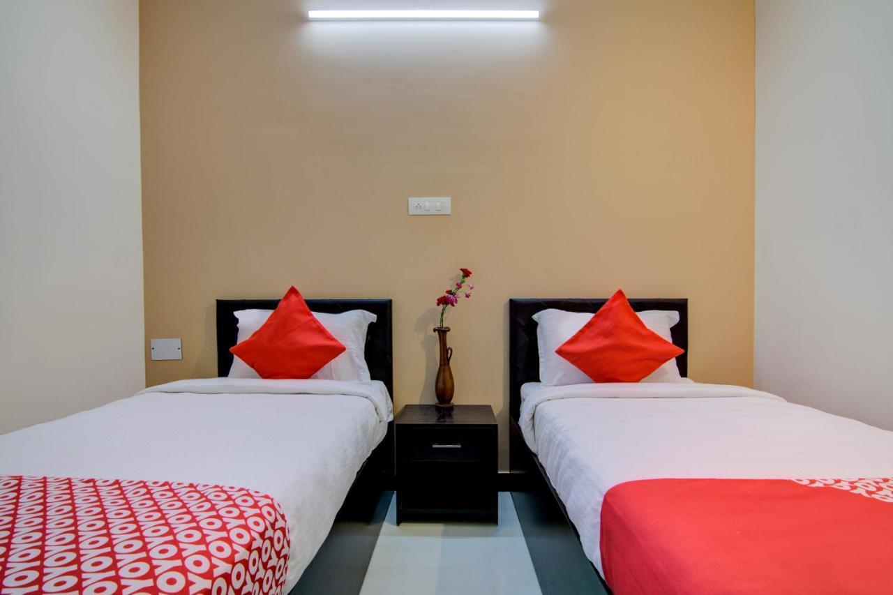 Oyo Flagship 24147 Royal Stay Singanallur Exterior photo